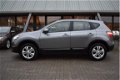 Nissan Qashqai - 2.0 AUTOMAAT [ NAVIGATIE CAMERA TREKHAAK CRUISE / CLIMATE CONTROLE ] - 1 - Thumbnail