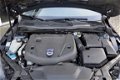 Volvo V40 - D4 190pk Momentum + Ecc + Lmv + Navi + Pdc + Tft - 1 - Thumbnail