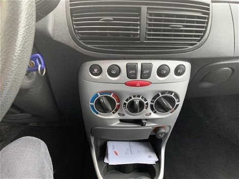 Fiat Punto - 1.2 Active knap kerstschatje nieuwe APK dealer onderhouden - 1