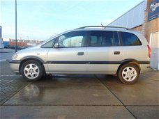 Opel Zafira - 2.2 DTR Elegance /1Jr APK01-2021/7 Pers./Airco/Trekhaak/Centr deurvergr/Boekjes