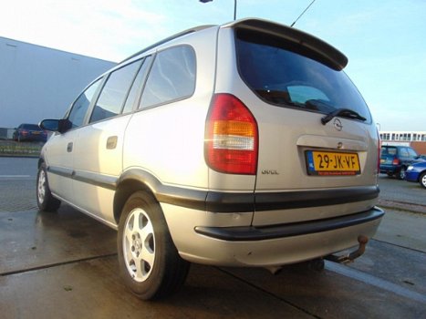 Opel Zafira - 2.2 DTR Elegance /1Jr APK01-2021/7 Pers./Airco/Trekhaak/Centr deurvergr/Boekjes - 1