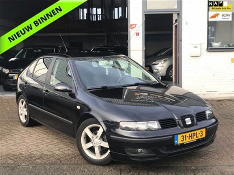 Seat Leon - 1.6-16V Stella Climate/4xEl.raam/5DR/NAP/APK - 1