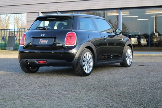 Mini Mini Cooper - 1.5 Chili Panoramadak, Led, Sport interieur, Stoelverwarming, connected - 1