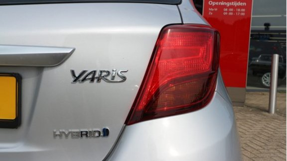 Toyota Yaris - 1.5 Hybrid Aspiration | Navigatie | Parkeer camera | Automaat | - 1
