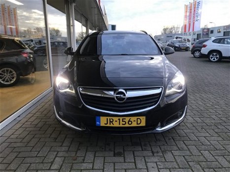 Opel Insignia Sports Tourer - 1.6 T Business+ | Bi-Xenon | Leer | Navi | Pdc | Cruise | Ecc | - 1