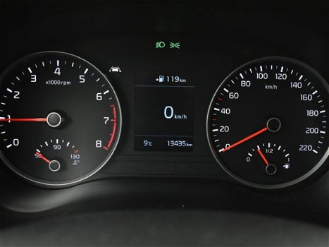 Kia Rio - 1.0 TGDI GT-Line Navigatie | Camera | 17 Inch | Keyless | Winterpakket | Nieuwstaat - 1