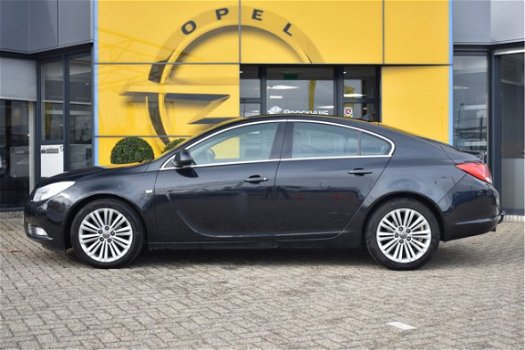 Opel Insignia - 1.4 Turbo Business Edition | Navigatie | Parkeersensoren voor en achter | Trekhaak | - 1