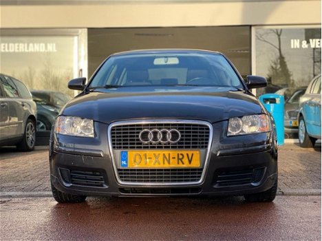 Audi A3 Sportback - 1.6 FSI Attraction Pro Line 2e Eigenaar/Nieuwe Apk/Airco/Elec Ramen - 1