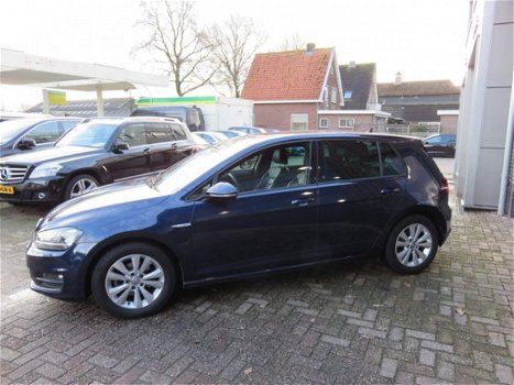 Volkswagen Golf - 1.6 TDI Highline BlueMotion Leer , Navi , Led - 1