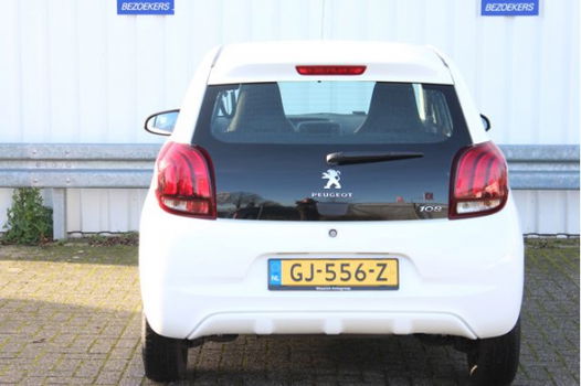 Peugeot 108 - 68pk Bluetooth, Mooie auto - 1