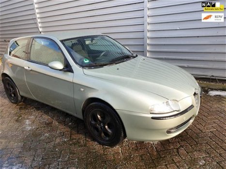 Alfa Romeo 147 - 1.6 T.Spark Veloce Progression Airco - 1