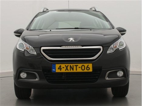 Peugeot 2008 - 1.2 82pk Active | Panoramadak | Navigatie | Parkeersensoren | Airco | - 1