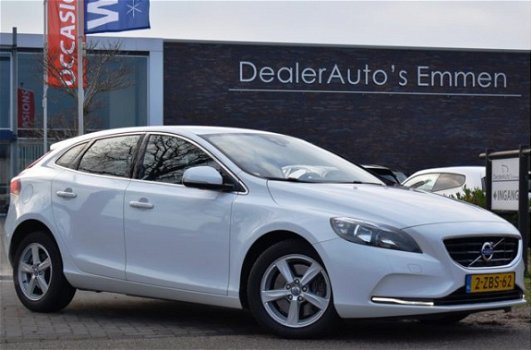 Volvo V40 - 2.0 D4 LEDER LED NAVI LMV PDC CRUISE - 1