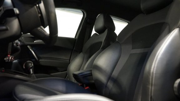 Audi A1 Sportback - 1.4 TFSI S-Line Automaat - Navigatie / Stoelverwarming / Cruise Control Etc - 1
