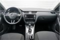 Skoda Octavia Combi - 1.2TSI/111PK Ambition Businessline DSG · Navigatie · Parkeersensoren · Cruise - 1 - Thumbnail