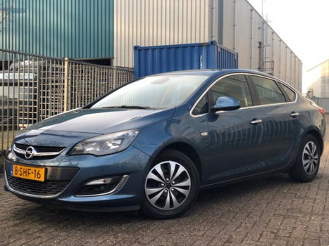 Opel Astra - 1.4 Turbo Cosmo PDC NAVI NAP - 1