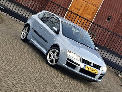 Fiat Stilo - 1.6-16V Dynamic / Airco / Nap / Elektrische ramen - 1