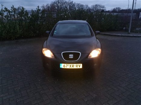 Seat Leon - 1.9 TDI Stylance Luxe Perfect Netjes Apk-3-2020 - 1