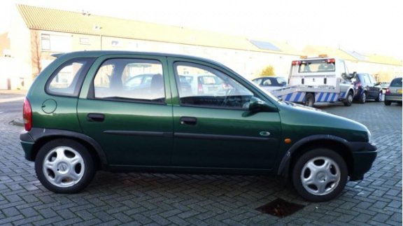 Opel Corsa - 1.0i-12V Strada Inruil Mogelijk - 1