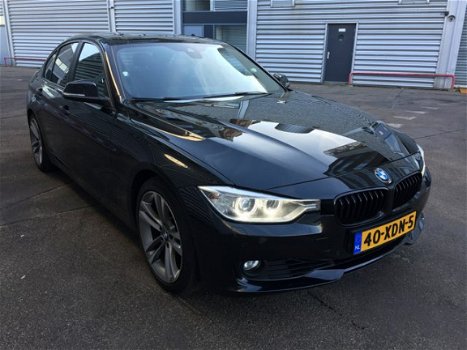 BMW 3-serie - 320i High Executive inruil mogelijk - 1