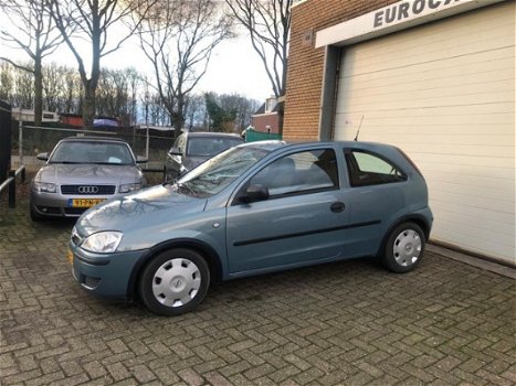 Opel Corsa - 1.0-12V Essentia - 1