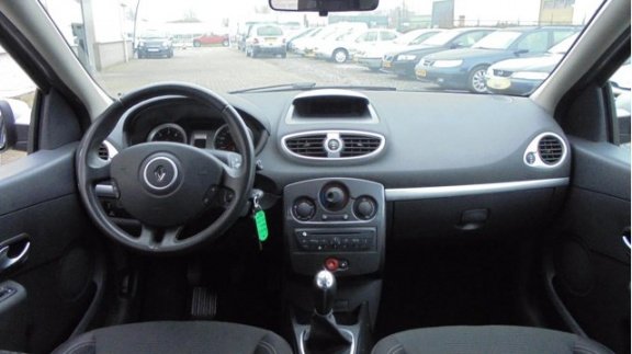 Renault Clio - 1.5 dCi Collection Prima Onderhouden - 1