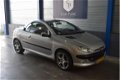 Peugeot 206 CC - 2.0-16V DAK WERKEND/VOL LEER/ECC AIRCO/APK 09-'20/NAP - 1 - Thumbnail