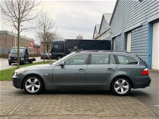 BMW 5-serie Touring - 525d Executive AUT, PANO, NAVI, XENON, LEDER, PDC, STOELVERW, BLUETOOTH, REGEN