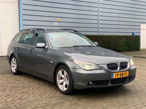 BMW 5-serie Touring - 525d Executive AUT, PANO, NAVI, XENON, LEDER, PDC, STOELVERW, BLUETOOTH, REGEN - 1