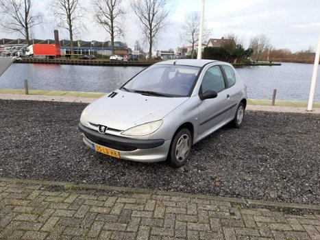 Peugeot 206 - 1.4 XR APK: 29-11-2020 - 1