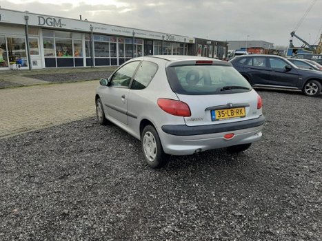 Peugeot 206 - 1.4 XR APK: 29-11-2020 - 1