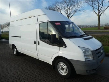 Ford Transit - 1