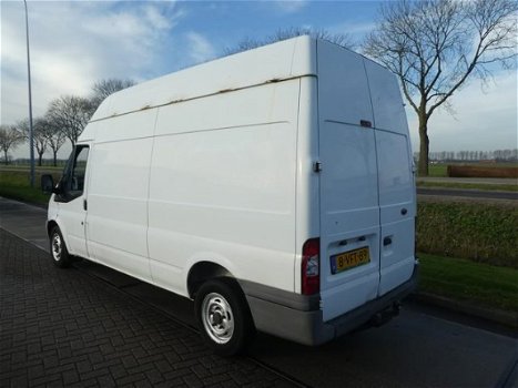 Ford Transit - 1