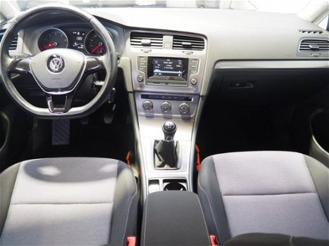 Volkswagen Golf - 1.2 TSI Trendline 5 deurs | Airco | Cruise Control | 17 inch | Apk 02-2021 | - 1