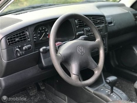 Volkswagen Golf Variant - 1.8 CL - 1