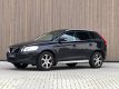 Volvo XC60 - 2.4D AWD Summum 2011 Zwart - 1 - Thumbnail