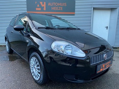 Fiat Grande Punto - 1.4 Active *MULTIF. STUUR*ELEKR. RAMEN*OND. BOEKJES*STUURBEKR.*APK - 1