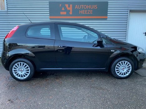 Fiat Grande Punto - 1.4 Active *MULTIF. STUUR*ELEKR. RAMEN*OND. BOEKJES*STUURBEKR.*APK - 1