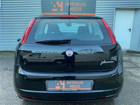 Fiat Grande Punto - 1.4 Active *MULTIF. STUUR*ELEKR. RAMEN*OND. BOEKJES*STUURBEKR.*APK - 1