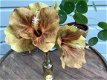 Rode Beagle kunstbloemen webshop, partij kunstbloemen hibiscus, mosterdkleur, grote bloem - 1 - Thumbnail