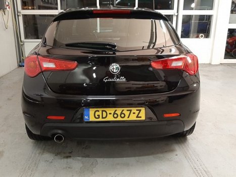 Alfa Romeo Giulietta - 1.6 JTDm Distinctive - 1