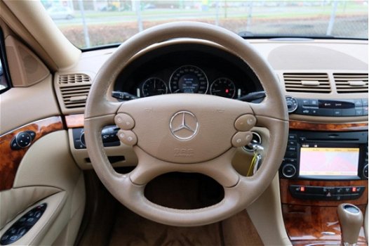 Mercedes-Benz E-klasse Estate - 230 Business Class Elegance Aut. Leder/Xenon/Navi/LMV/PDC - 1