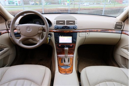 Mercedes-Benz E-klasse Estate - 230 Business Class Elegance Aut. Leder/Xenon/Navi/LMV/PDC - 1