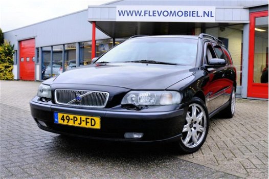 Volvo V70 - 2.4 Edition II Xenon/Leder/LMV - 1