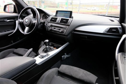 BMW 1-serie - 116i Executive 5-drs Xenon/Navi/LED - 1