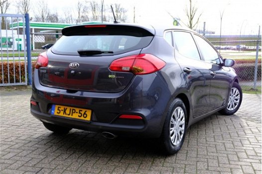 Kia Cee'd - 1.6 GDI Business Pack 5-Deurs Navi/PDC/A-cam - 1