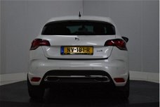 DS 4 - 4 2.0 BlueHDi Chic Navi, Clima, Cruise, Pdc, Mooie auto