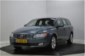 Volvo V70 - 1.6 D2 Kinetic Navi, Clima, Cruise, Pdc, Trekhaak, Mooie auto - 1 - Thumbnail