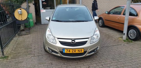 Opel Corsa - 1.4-16V Enjoy Airco nap apk okt 2020 - 1