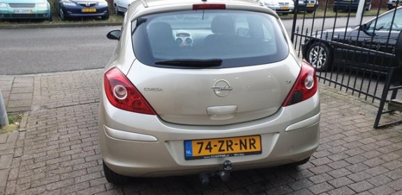 Opel Corsa - 1.4-16V Enjoy Airco nap apk okt 2020 - 1